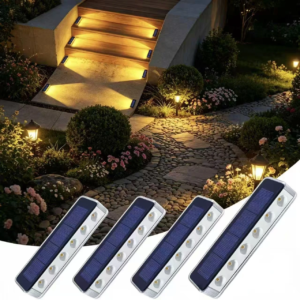 Solar LED step lights, 4-pack, warm white, installed on outdoor stairs and walkway